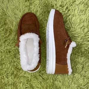 HEY DUDE-Corduroy brown